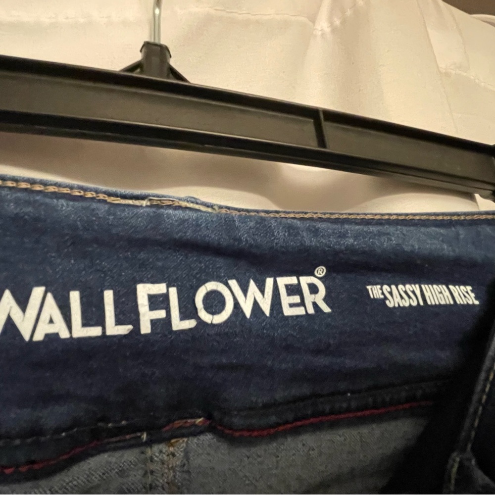 Wallflower Blue Skinny Jeans Modern Fit - Picture 2 of 4